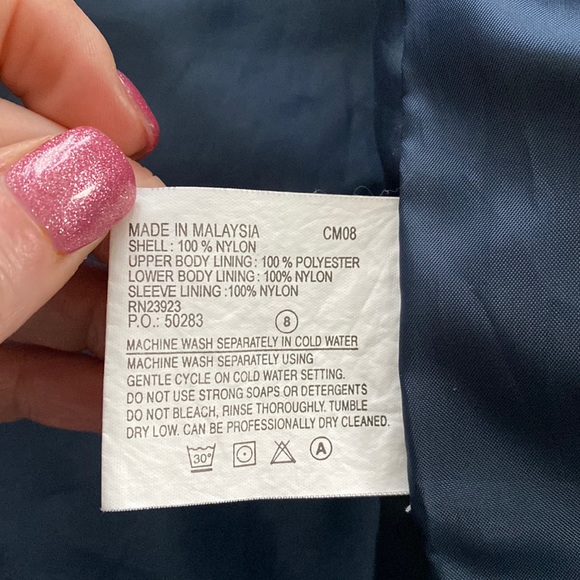 Gently Used Men’s Jacket - Picture 6 of 6